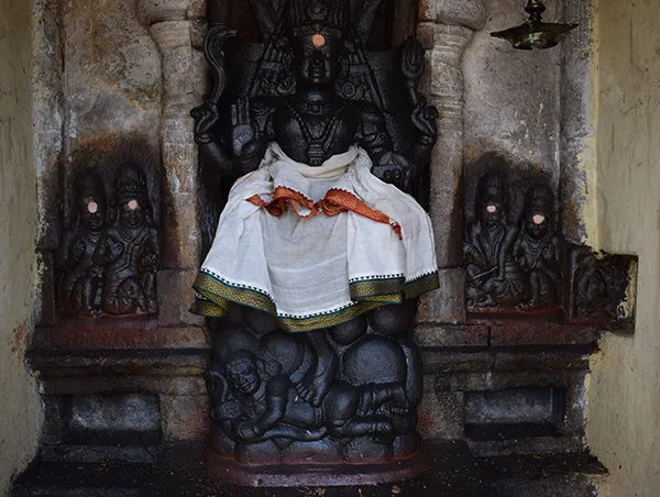 dhakshnamoorthy temple