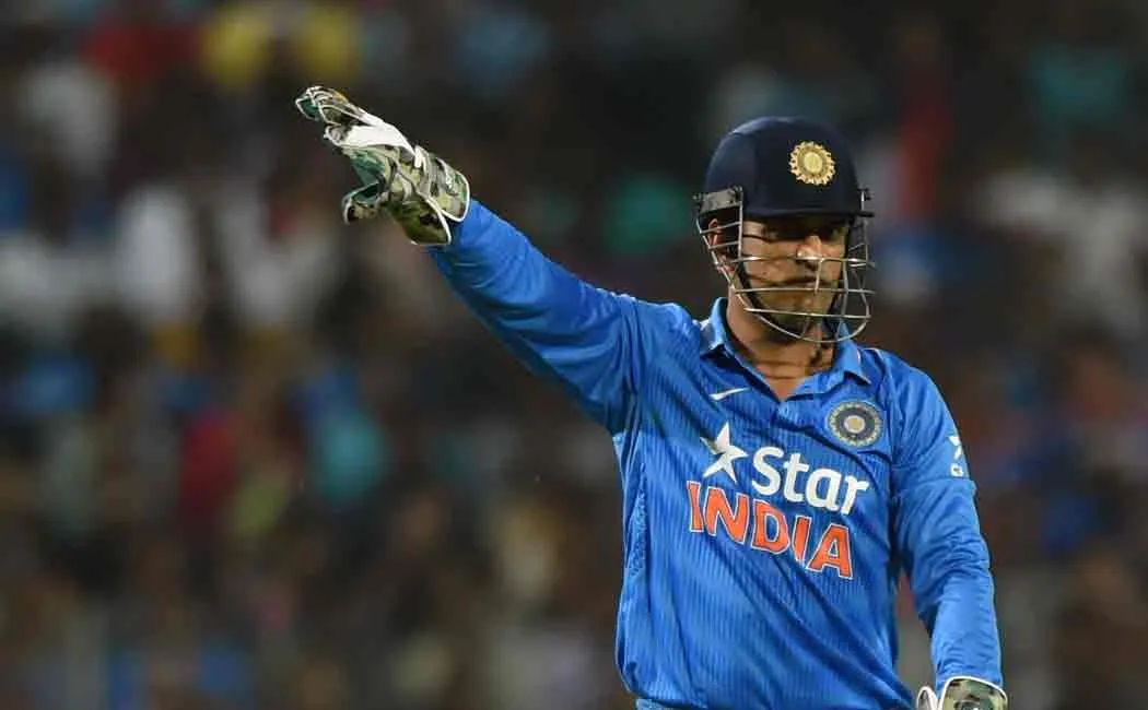dhoni skills and playing strategy
