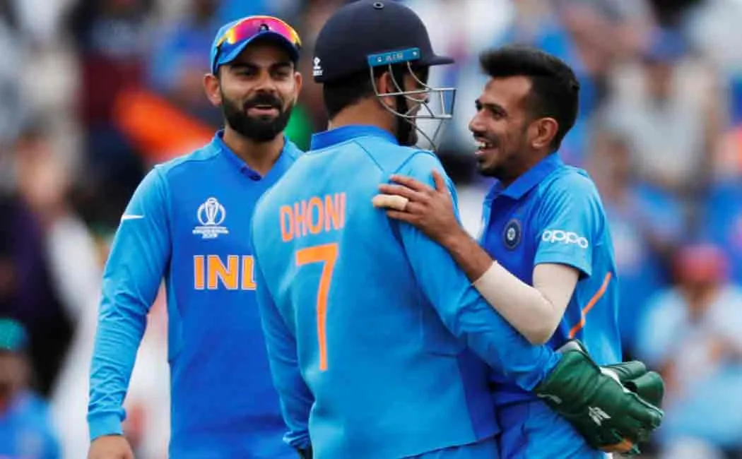 fans lashes icc for focusing on dhonis gloves inspite of poor umpiring