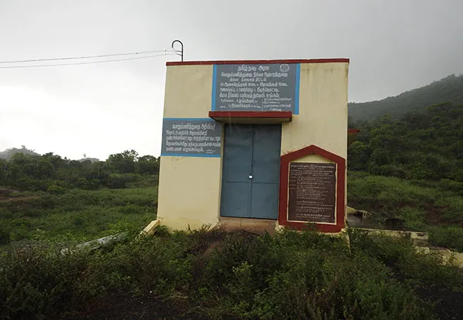 dmk party  Officials who have forgotten the reservoir dindigul district farmers 