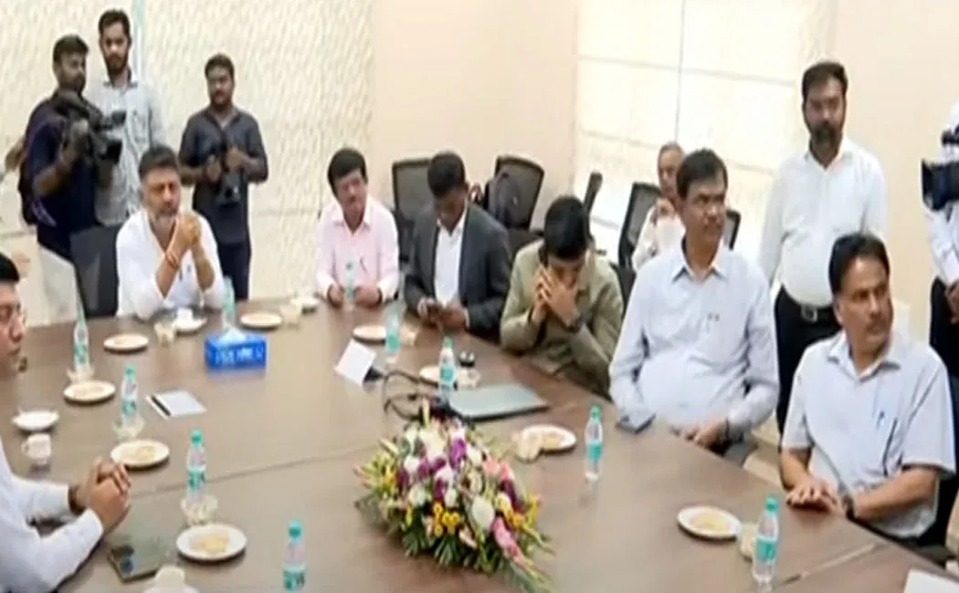 Karnataka Deputy Chief Minister TK Shivakumar inspects bio-CNG center in Chennai