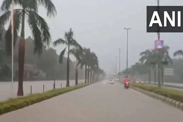 Heavy rains in Delhi; Damage to normal life