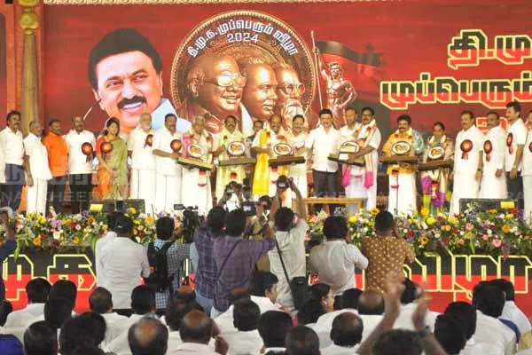 importants Leaders Participate on DMK coral festival public meeting on September 28