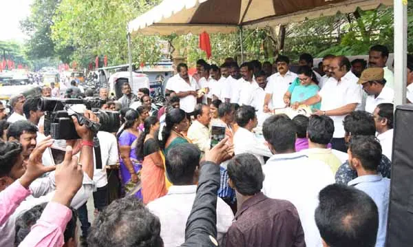 dmk