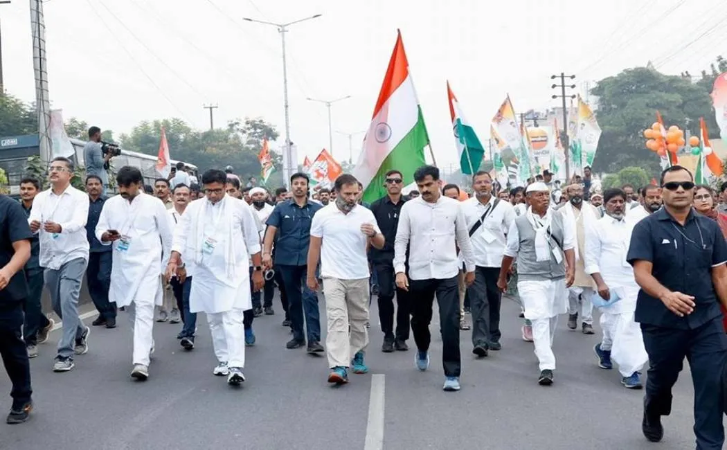 Bharat Jodo Yatra congress leader rahul gandhi join with mdmk leader durai vaiko 