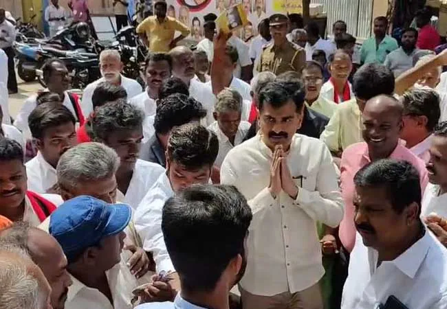 Argument over the ticketing of 'Mamanidhan Vaiko' documentary film... Durai Vaiko compromised!