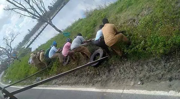 electricity board workers