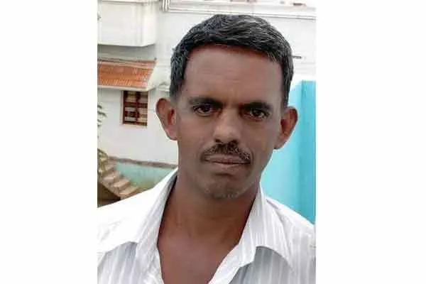kashalin marupakkam book writer complaints on vijay fan committee member anand