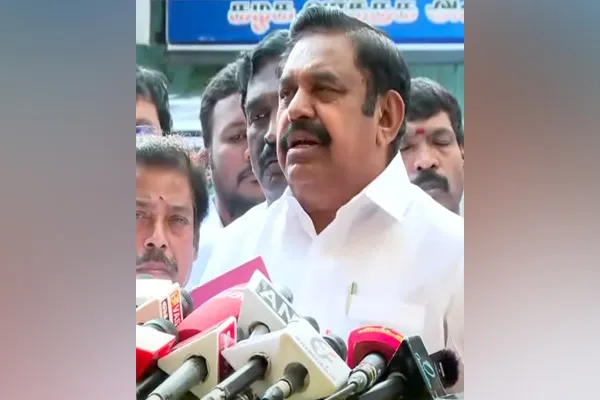 Vadivelu Sunapana character is Palaniswami Minister eV Velu Review