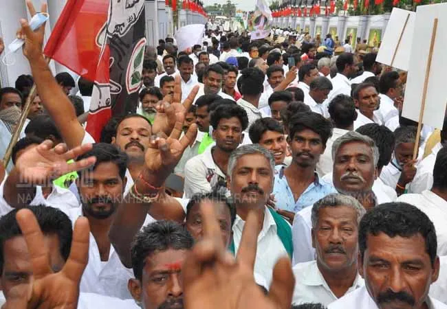 admk leaders meeting eps and ops 