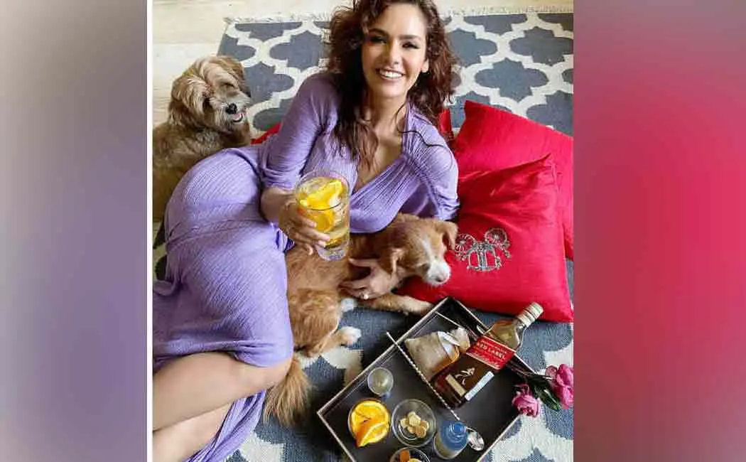 esha gupta 