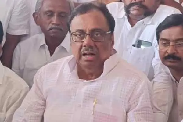  EVKS Ilangovan says Mahatma Gandhi was shot dead for speaking against Sanatana