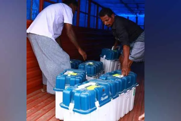 Vikravandi by-election; Voting is over