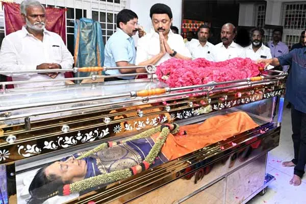 CM Tributes to Late Former Minister Indira Kumari