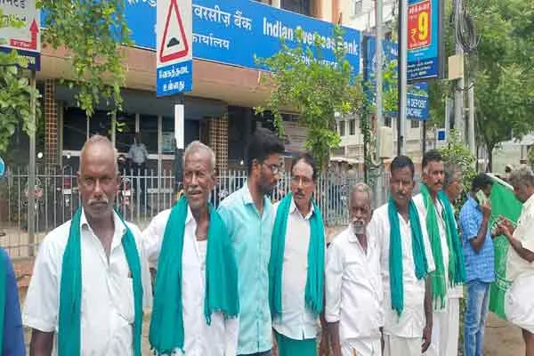 bank managers disobey union government rules  for farmers loan related issue
