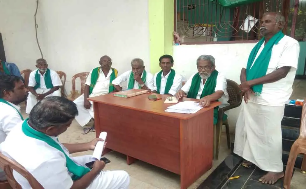 Ayyakkannu, the leader of the agricultural union, condemns VM Singh !!