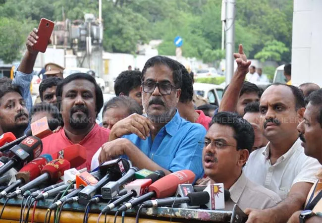 madras iit college student fathima latheef incident parents meet dgp and cm for today 