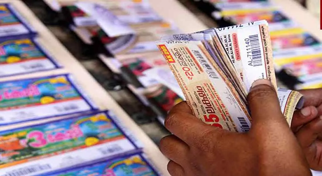  Lottery agents pour dust in the eyes of police