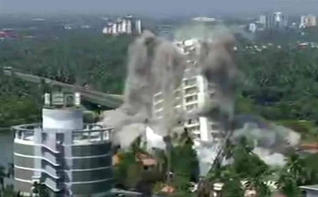 maradu apartment demolished