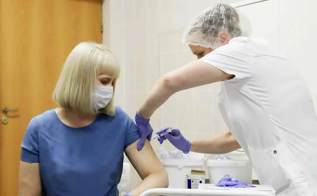 sputnik v creates mild side effects for 14 percent volunteers 