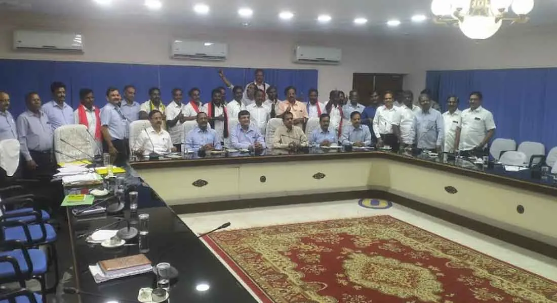 750 people in the first phase! 60% per year! NLC workers happy with the Permanent Agreement of Work!
