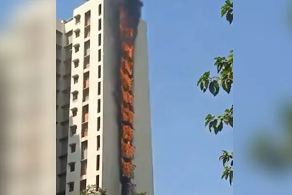 severe fire in the apartment in maharastra