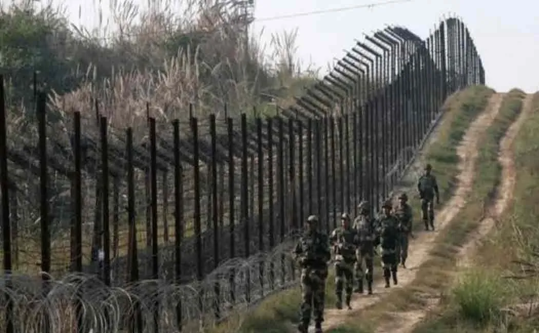 rajasthan youth runs to pakistan after got caught in lovers house