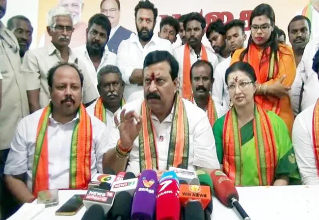viruthunagar district bjp meeting gautami at rajapalayam 