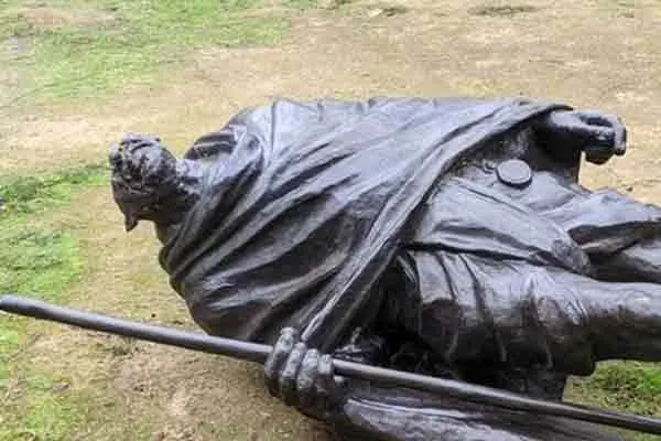 gandhi