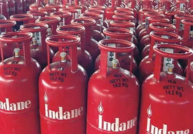 gas cylinder price hiked 