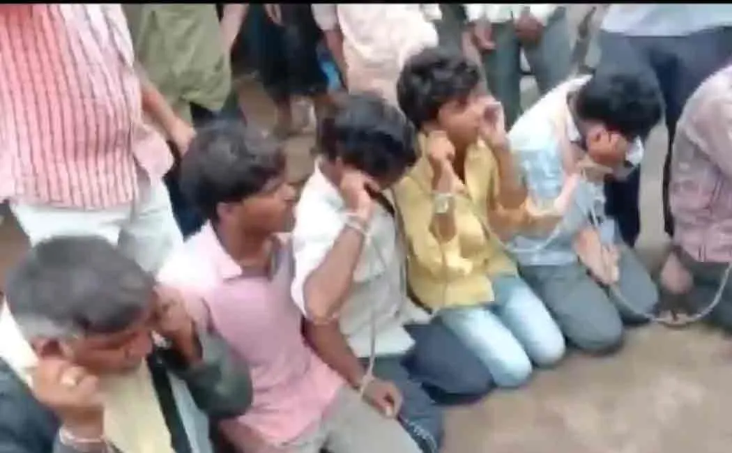 people forced to say gau matha ki jay