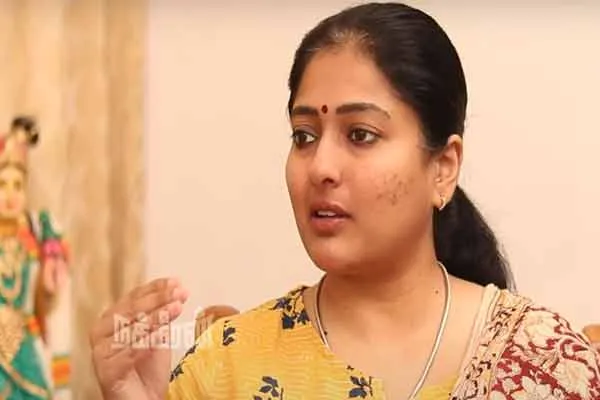 gayathri raghuram interview talks about thirumavalavan meet 