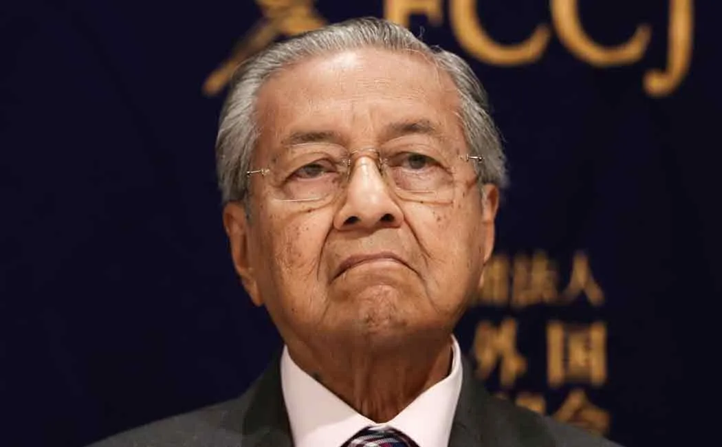 mahathir resigns as malaysia pm
