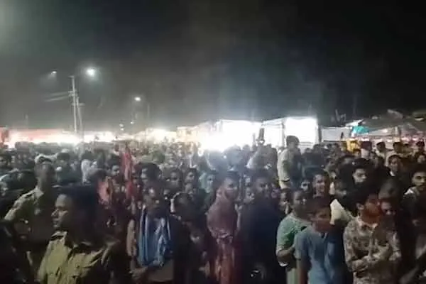 7 people passed away in a stampede at a festival in Goa
