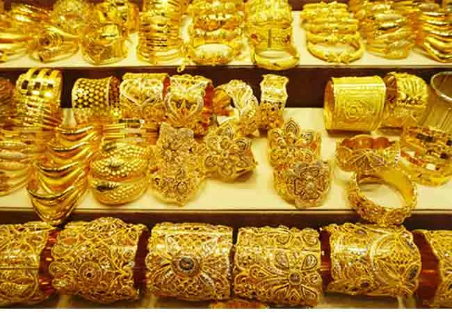 gold rate is high above 30 thousands 