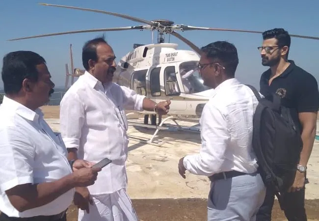 mullaiperiyar dam helicopter facilities tourist happy 