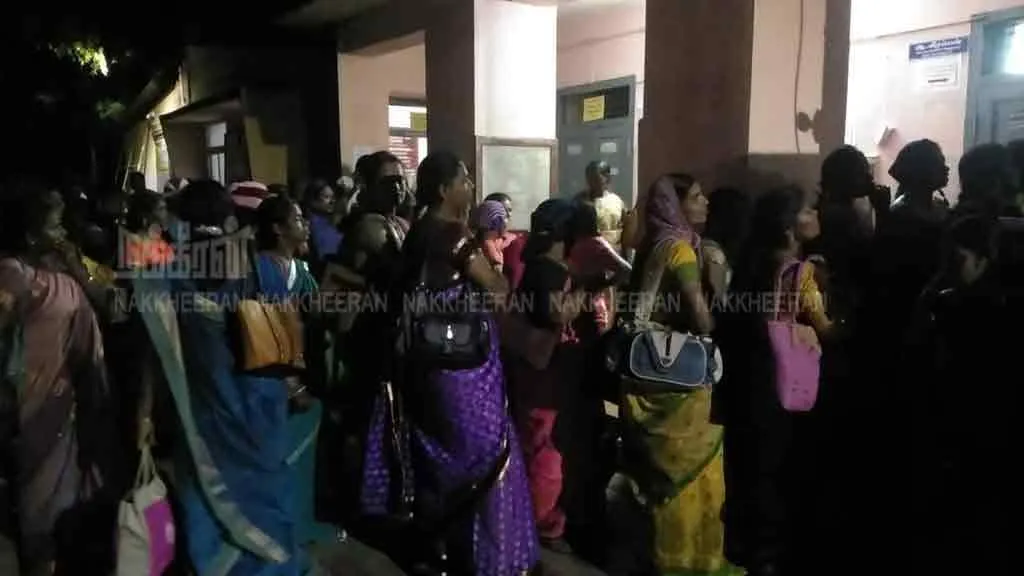  Elections officers have no salary .. Struggling with infants in the snow