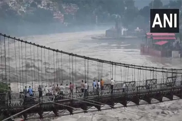 Cloudburst in Himachal Pradesh; 36 people lost