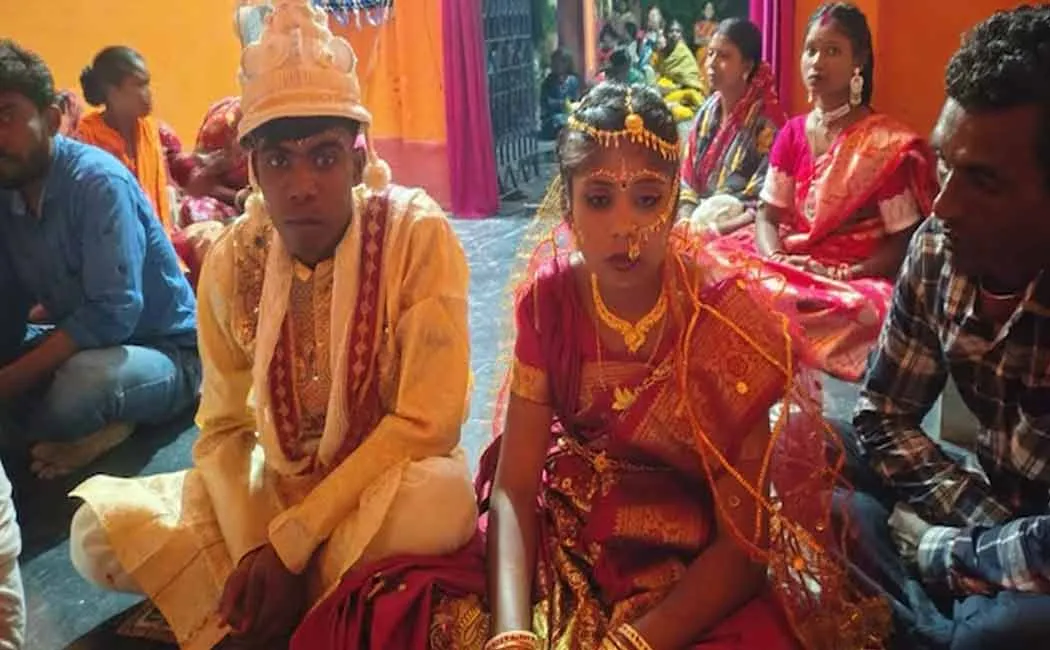 Muslim community marries Hindu couple murshidabar Amidst incident