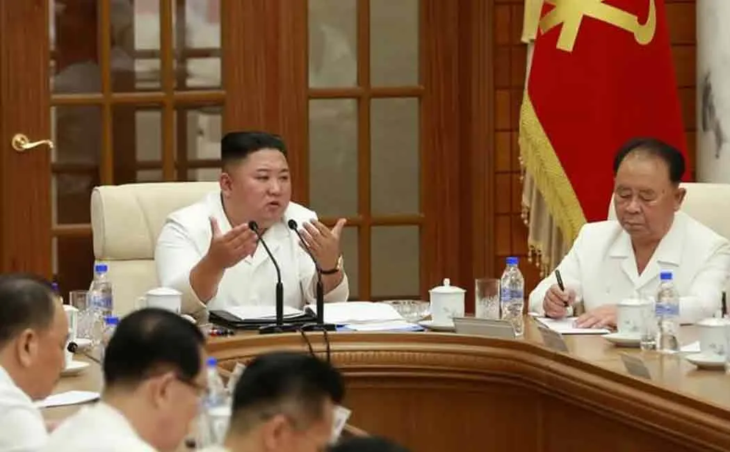 kim jong un appears in a meeting at north korea
