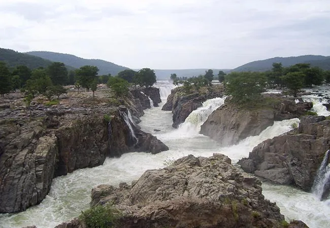 hogenakal Increase in water flow,  Extend the Gift Operating Barrier