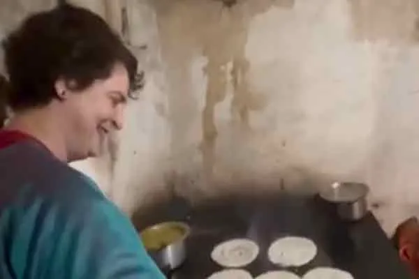 priyanka gandhi mysore dosa making viral video 