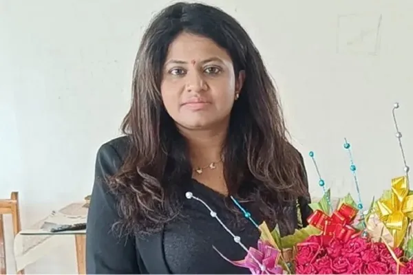  Woman IAS officer embroiled in controversies in maharashtra