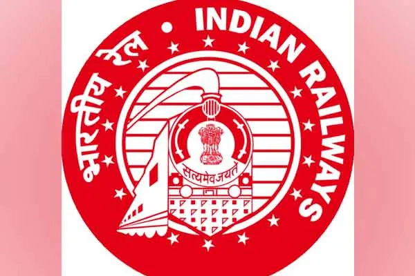 southern railway description about pregnant woman falling in train incident 