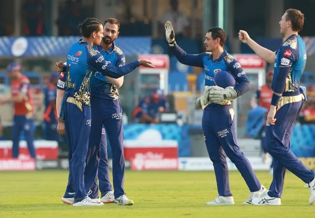 ipl match mumbai indians vs sunrisers hyderabad 