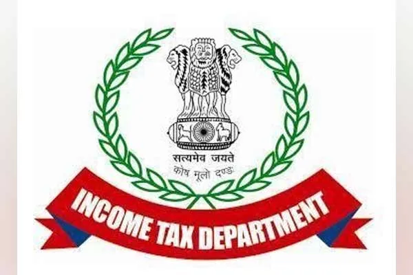 Income tax notice to Congress, Communist Party of India