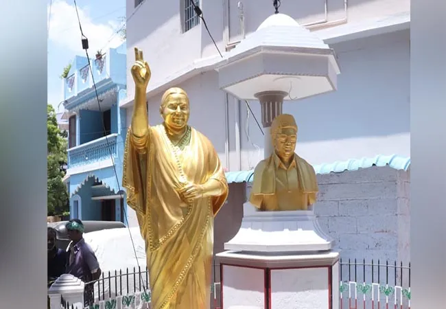 nagar koil jayalalitha statue nagar koil admk and govt offivers 
