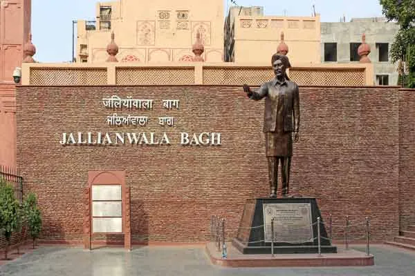 Uk Mp demand apolgy for The Jallianwala Bagh incident in UK parliament remains a topic of discussion after 106 years