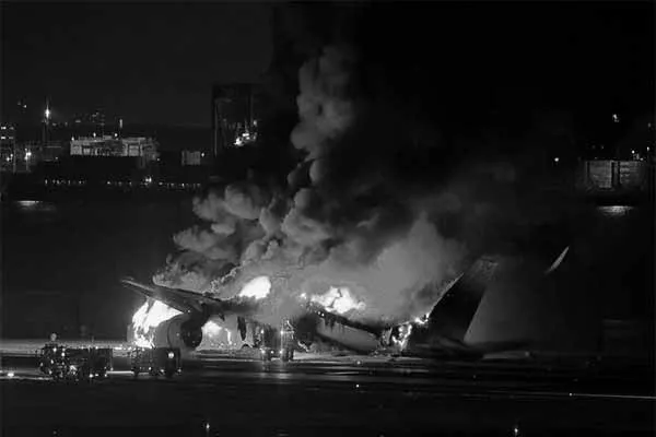 japan tokyo flight incident