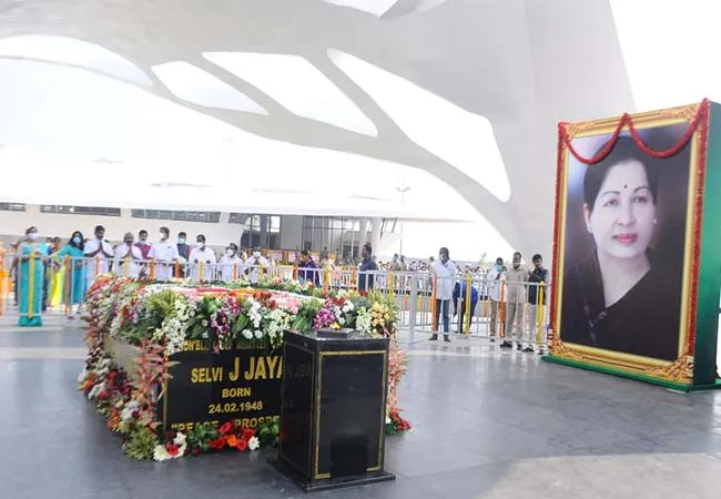 jayalalithaa, mgr memorials visitors not allowed 